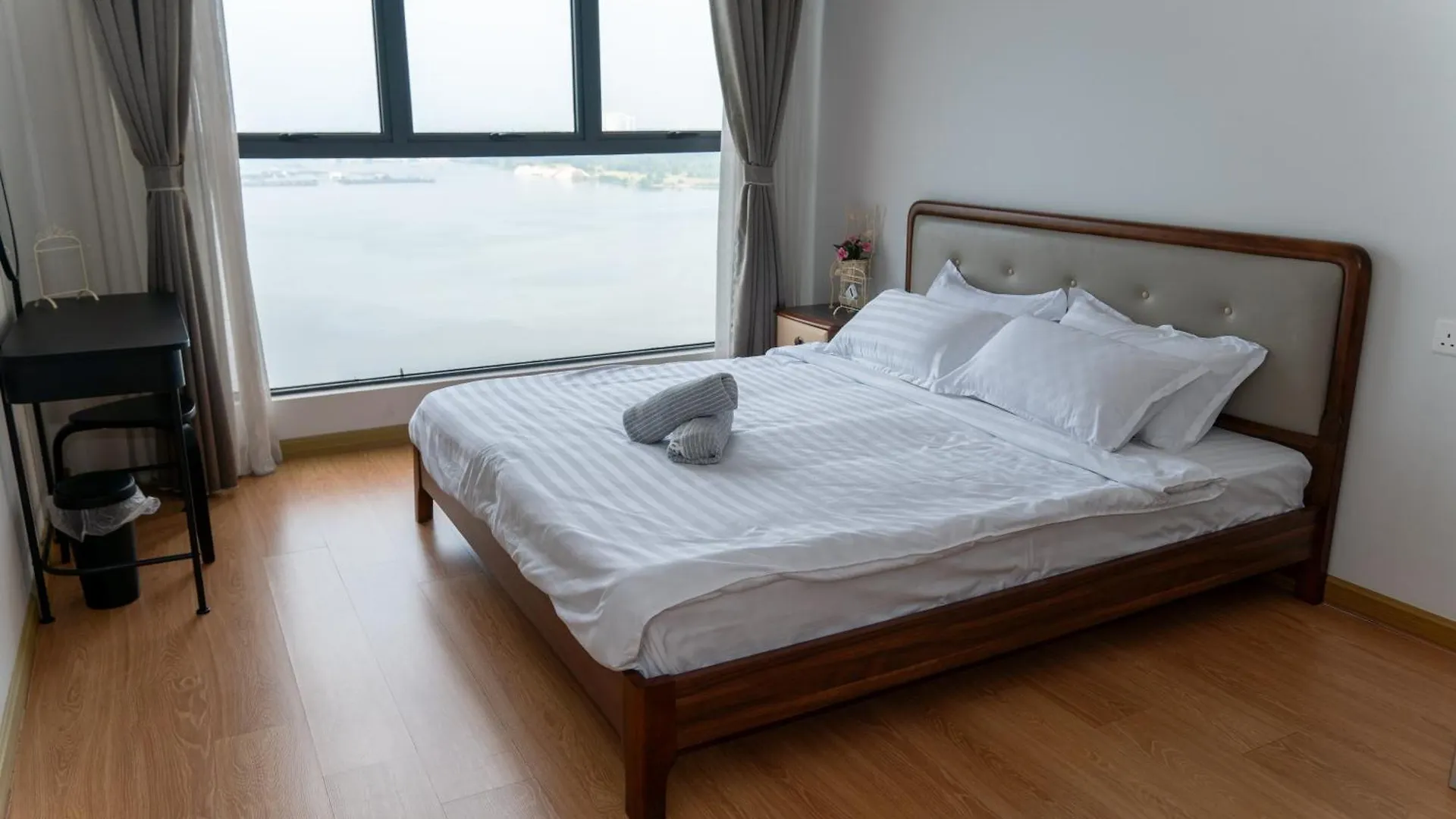 Bay Laurel Sunset Full Seaview Apartment Johor Bahru